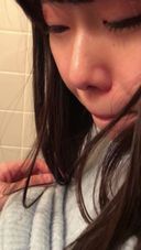 【Vertical Video】Take a beautiful female college student to the toilet and check the stain pan PNJM00279