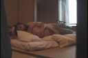 Onsen town master [Young wife target] Guest room massage Obscene act posted video.