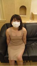 完全素人初撮り！24歳OLを婚約者に内緒で脱がせちゃいました