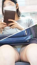 パンチラ撮ってたらジーっと女の子にニラまれちゃった件　電車対面