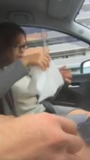 住宅街の車内でフェラ抜き！・素人