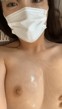 [Smartphone vertical] A charming beauty who generously shakes beautiful big breasts that can be seen all the time Part 3 [Live chat]
