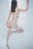 [ZIP distribution] Girl wearing nasty underwear with beautiful skin and breasts