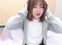 [Superb amateur girl's gucho wet raw masturbation 100] The transformation gap is the secret of popularity. She is an interesting girl who can make any comments, but when she is lustful, she is a completely different person. A super cute girl who looks like Gacky, starts masturbating lewdly.