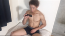 [First debut] A 22-year-old nonke young man shows off ♪ his usual masturbation and shoots ♪ vigorously while looking at his smartphone