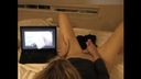 在觀看手淫視頻時曼祖爾的女性 7 系列，單發，3 系列