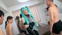 女装子ゆみ　ボカロのコスプレをオッサン達の精液で汚される