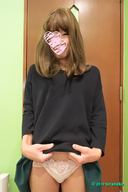 [Premium / Individual shooting / Complete face] Young wife who loves stimulation mami 26 years old [High quality zip / photo book / pre-available] Beautiful slender married woman! Ahe-face good! Good response!