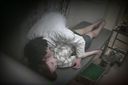 [Personal shooting hidden camera] Naughty things while sleeping ...