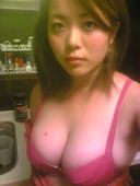 [Garakae selfie] JD with a baby face and huge breasts G cup masturbates♪ boldly with an electric vibrator after shower