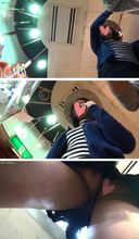 Inside the skirt of a super high level 18-year-old active model 2 Sena-chan PART2 [Upside down shooting 39-2 ★]