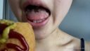 【Selfie camera de posted video】Chewing fetish ★ of young neat and clean woman ★ "lips, mouth, tongue, teeth"