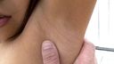 "Side fetish" mania video ◎ Caresses shooting of topless girl's armpits outdoors ◎ Main face appearance