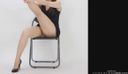 유부녀의 아내가 풍만한 허벅지로 촬영되는 팬티 스타킹 페티쉬 영상