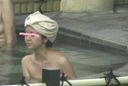 Older sisters' steamy hot spring observation Small breasts sister with idol face