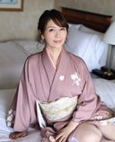 Beautiful mature woman in Japanese clothes "Noriko-san" If you take off it, it's goigoisu