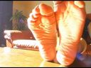 【CF】Woman showing the soles of her feet #047