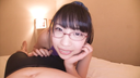 【泳裝】戴眼鏡的美麗女孩Mari-chan穿著緊身的競技泳衣緊身並插入她濕透的衣服中！ 惡魔活塞的持續性高潮！ ！！