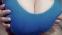 Super huge breasts tank top clothed ♥ pinch, while binging with a, at the end, squeeze down in the cleavage of milk pressure MAX and vigorously ejaculate a large amount w intense erotic cleavage is amazing ♥ [126]