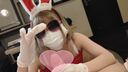 [Limited time sale] I got a glove from a real virgin in Santa Cos, is there a demand? ~ Natural musume is a series of gaffes and voice correction w~
