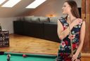[None] Wooing a beautiful woman with billiards. Poke in your own cue, nice in [18+]