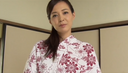 32-year-old super beautiful wife who lies to her husband and cheats on a hot spring trip