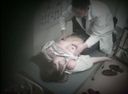 굉장한 영상 유출! !　변태 산부인과 의사가 여성 환자의 음경을 찌르는 일부 시종...　여성 피해자 6명