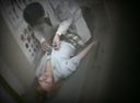 驚人的視頻洩露了！ ！！　一個變態婦科醫生將陰莖插入女病人的整個故事......　6名女性受害者