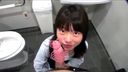 Toilet de part-time job ♡ fiercely cute!　〇 School student Yuina-chan's smile nico service (^^ ♪ Thick seishi ♡♡ swallowing with mouth ejaculation