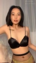 [Live chat] Live delivery masturbation of a beautiful older sister! !!