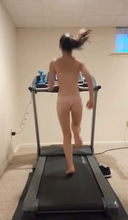 [Uncensored] [Individual shooting] A small-breasted girl with a healthy body who can't go out due to Corona is just exercising a video that does a ❤ running machine for 10 minutes with one pair of panties, but it's amazing sex ...