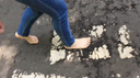 【Completely barefoot】I walked barefoot in the park! part3