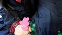【개인 촬영】멘헤라 유니폼 미소녀에게 대량 얼굴사정! 전기 진동기로 자위♡ 느슨한 양말