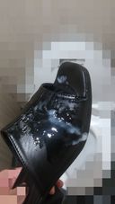 【靴とセックス】女子の社内履きサンダルをオナホール化１