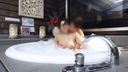 [個人拍攝]不可抗拒 ♥ 在酒店的浴缸裡享受一個業餘女孩和一個男朋友的豐滿身體。