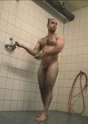 【ジム】雄の匂いがぷんぷん！ジムのシャワールーム！
