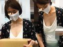 [Rare video of pregnant woman ◎] [Chest flicker of a collection customer] A certain sales office: It was a married woman who came to take out her luggage with her husband. Vol.9