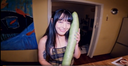 [Uncensored] I get a big cucumber in my! It feels so good that I'm very excited! !!