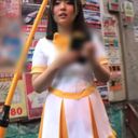 【流出個人撮影】街中で捕まえたアイドルを連れ込んで制服のまま中出しセックス