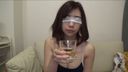[Personal shooting] Beautiful woman affair! Fair young wife with smooth body line and day face! A who accepts extreme play such as a squeak blindfold with a nori、、、。 [Gonzo]