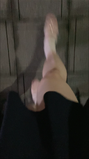 【Leg fetish】I walked on the road at night with a pounding flare mini. [Mini skirt]