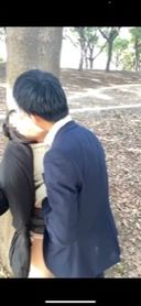 [Permanent preservation version] Exposure play shooting in the park in the daytime with your husband's juniors (1) Idle play Outdoor exposure Fingering Cuckold Masturbation Other stick NTR selfie Belokis Exposure walk