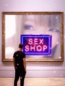 【S〇XSHOP】赤眼鏡美女