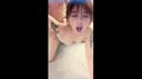 [Uncensored] Personal shooting on smartphone vertical screen, Chinese beauty with idol face tattooed on arm rubs her while shaking her hips while looking at the camera, touches her chestnuts, and cums many times. A high-pitched cute moan with a sigh is aroused!
