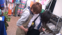 Completely amateur!? The evil hand of an unscrupulous clerk creeping up on J〇 who came to the cosplay shop