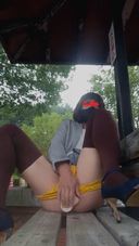 [Perverted cross-dressing] masturbation with dilto in the park　　