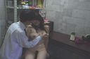 【개인 촬영】네트라레 부인의 에로틱한 가슴과 에로틱한 엉덩이를 만끽!