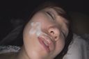 【Personal shooting】Facial cumshot on a sleeping girl! Plenty of bukkake!