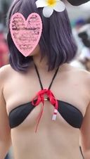 Little erotic Hami breasts × big breasts bikini girl