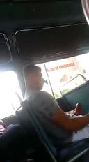 [Gay] Handsome man takes out a thick on the bus and masturbates → finishes on ♪ the belly voyeur